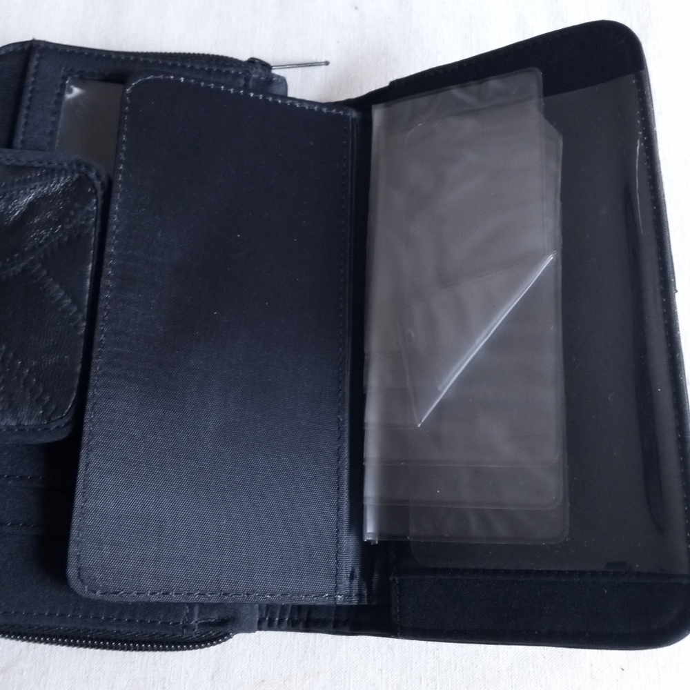 Wallet - Picture 6 of 6